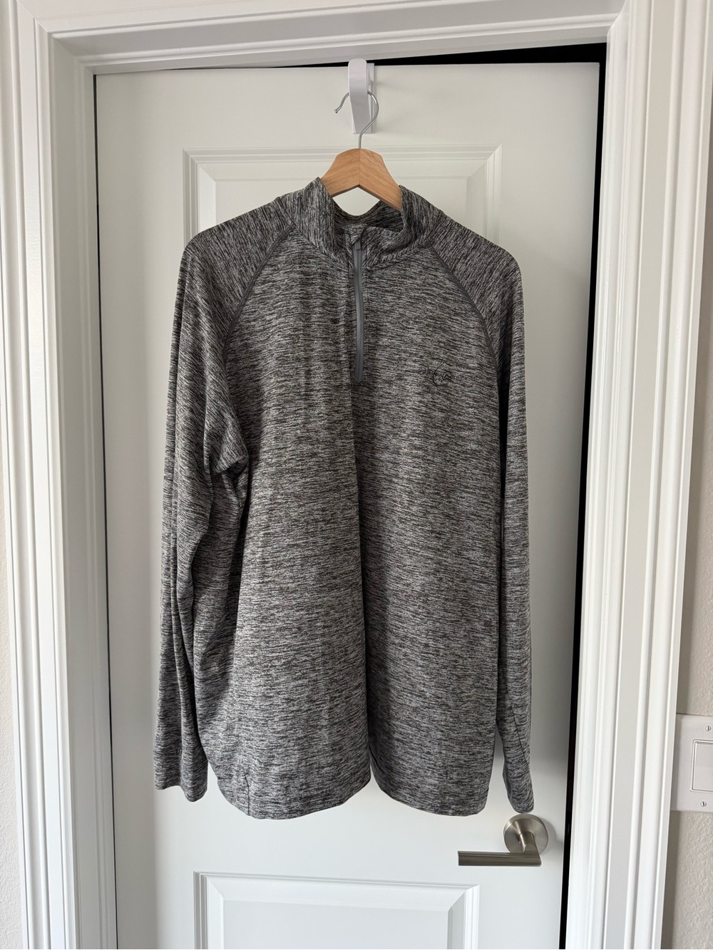 Under Armour Men's Heather Gray Half-Zip Pullover